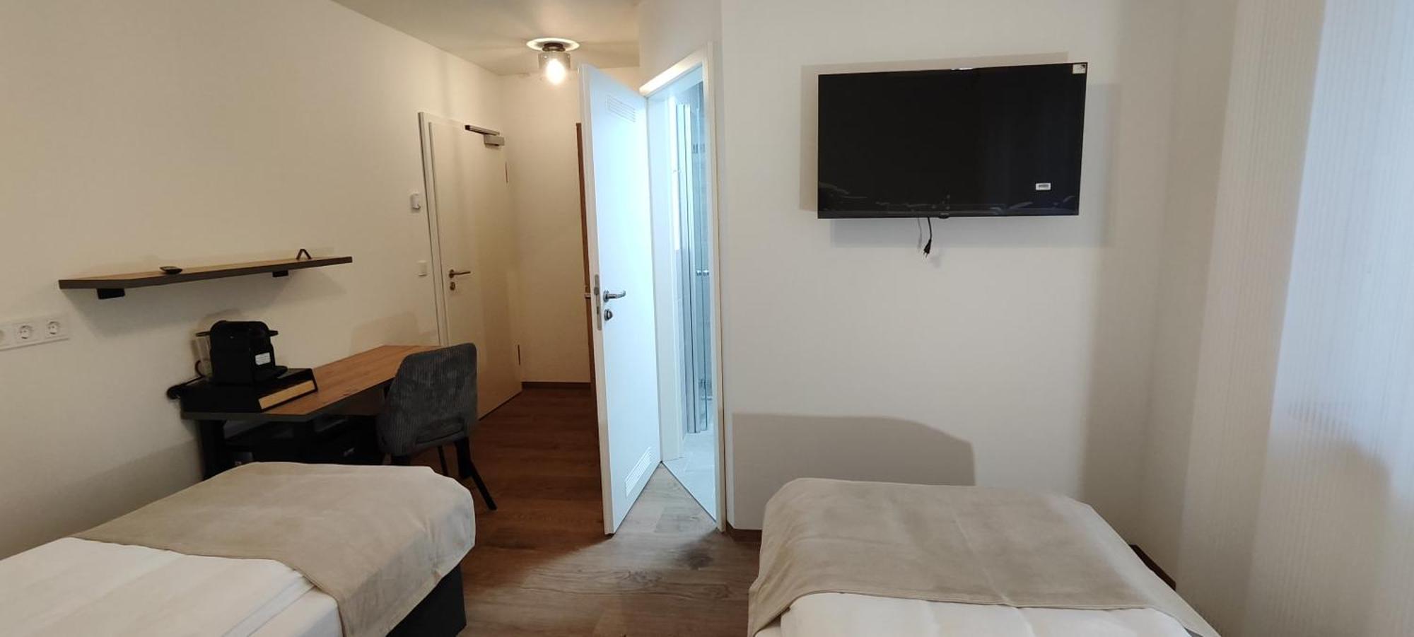 Apartments Seibel Doppel-Zweibettzimmer Mit Bad Ройтлинген Экстерьер фото